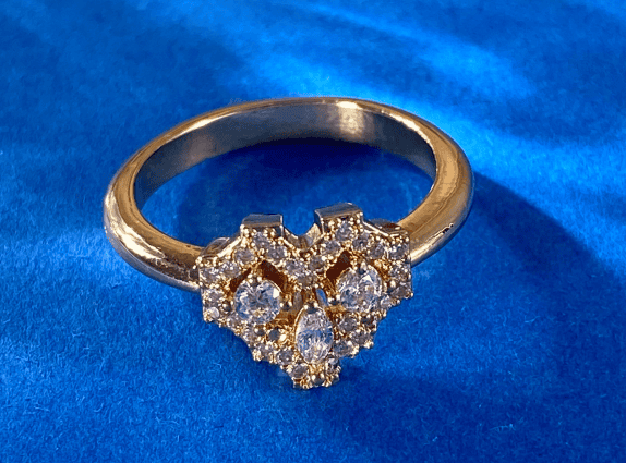 Anel Coração Cravejado