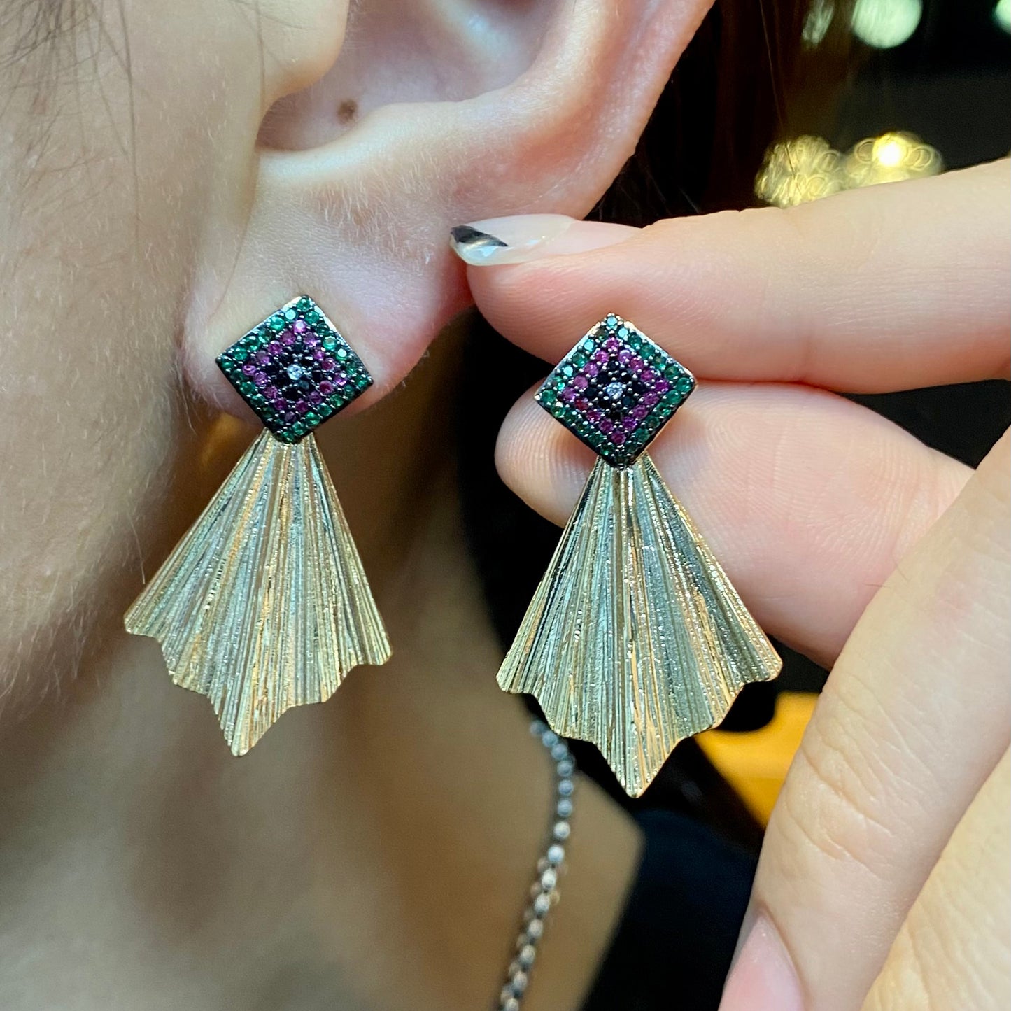 Brincos leque XYE105506