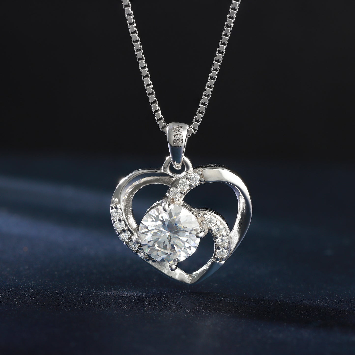 Colar Encanto Prata 925 e Moissanite XYN101333
