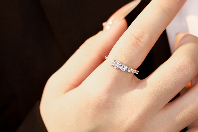 Anel Ajustavel Prata 925 e Moissanite XYR101497