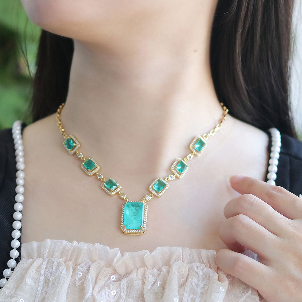 Colar Luxo com Pedra Fusion Quadrada e Carrês XYN100965