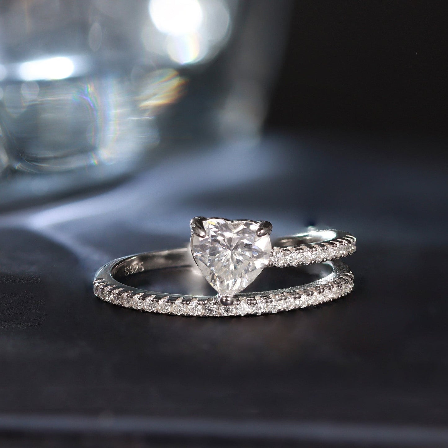 Anel ponto de luz formato coração Moissanite XYR101445