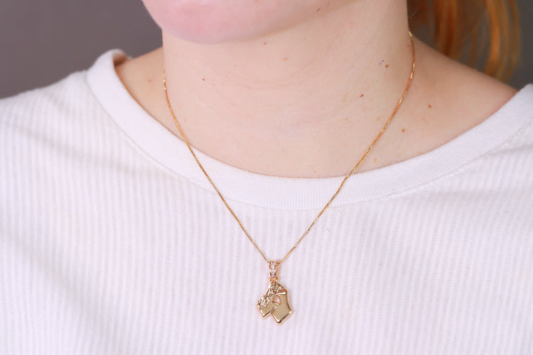 Colar letras iniciais XYN101597