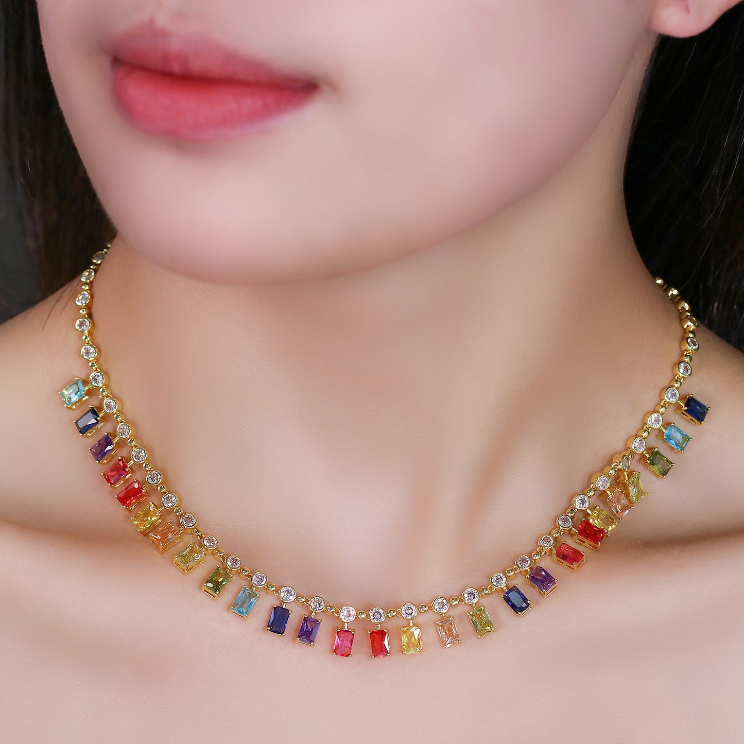 Colar com pingente retangular colorido - XYN101191