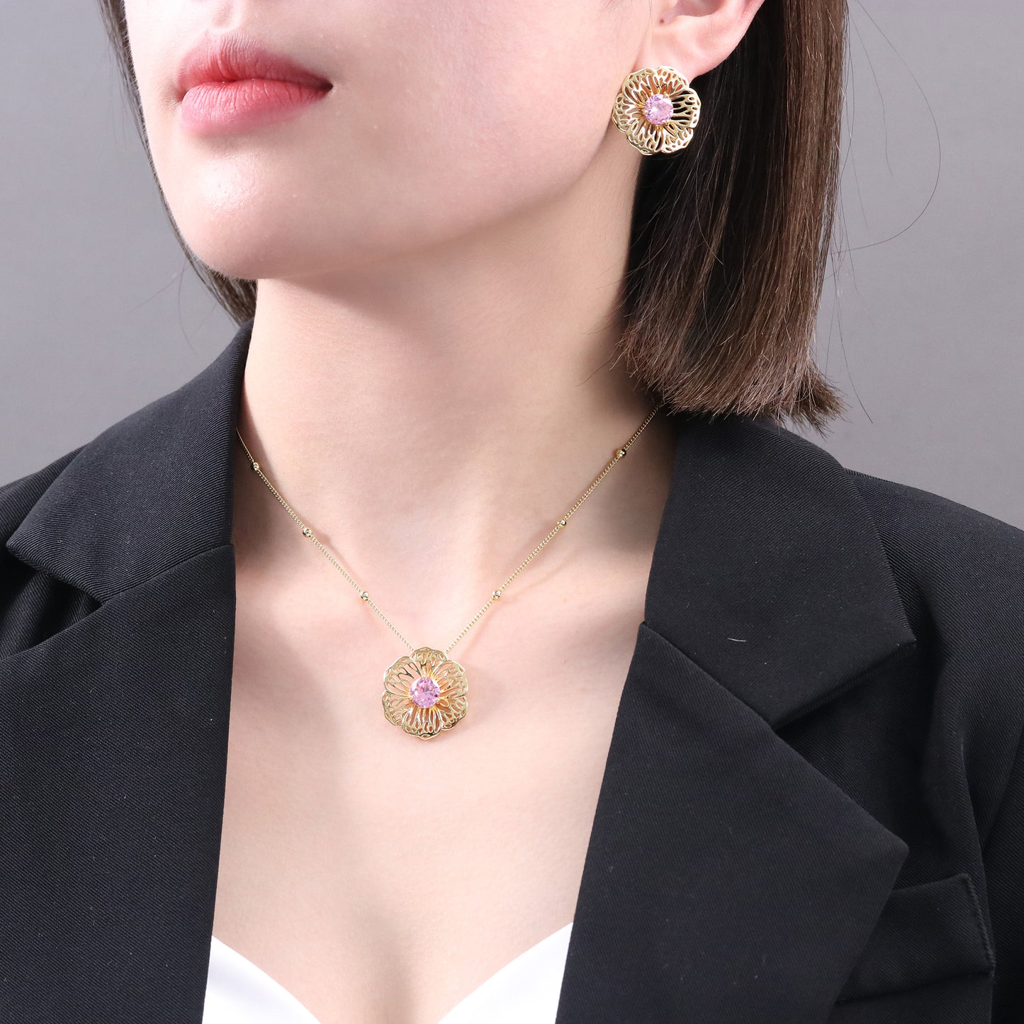 Colar Flor Reluzente XYS101304