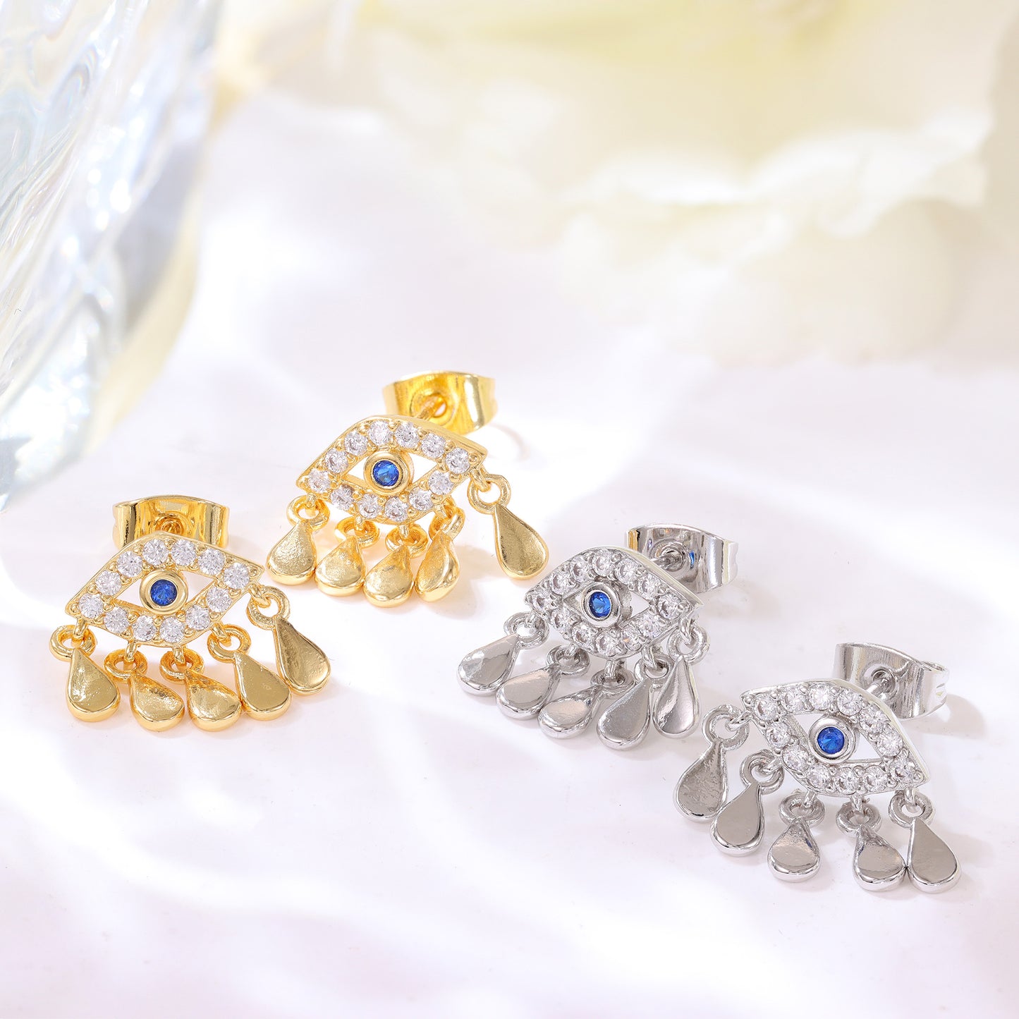 Brincos cravejado Olho - XYE104417