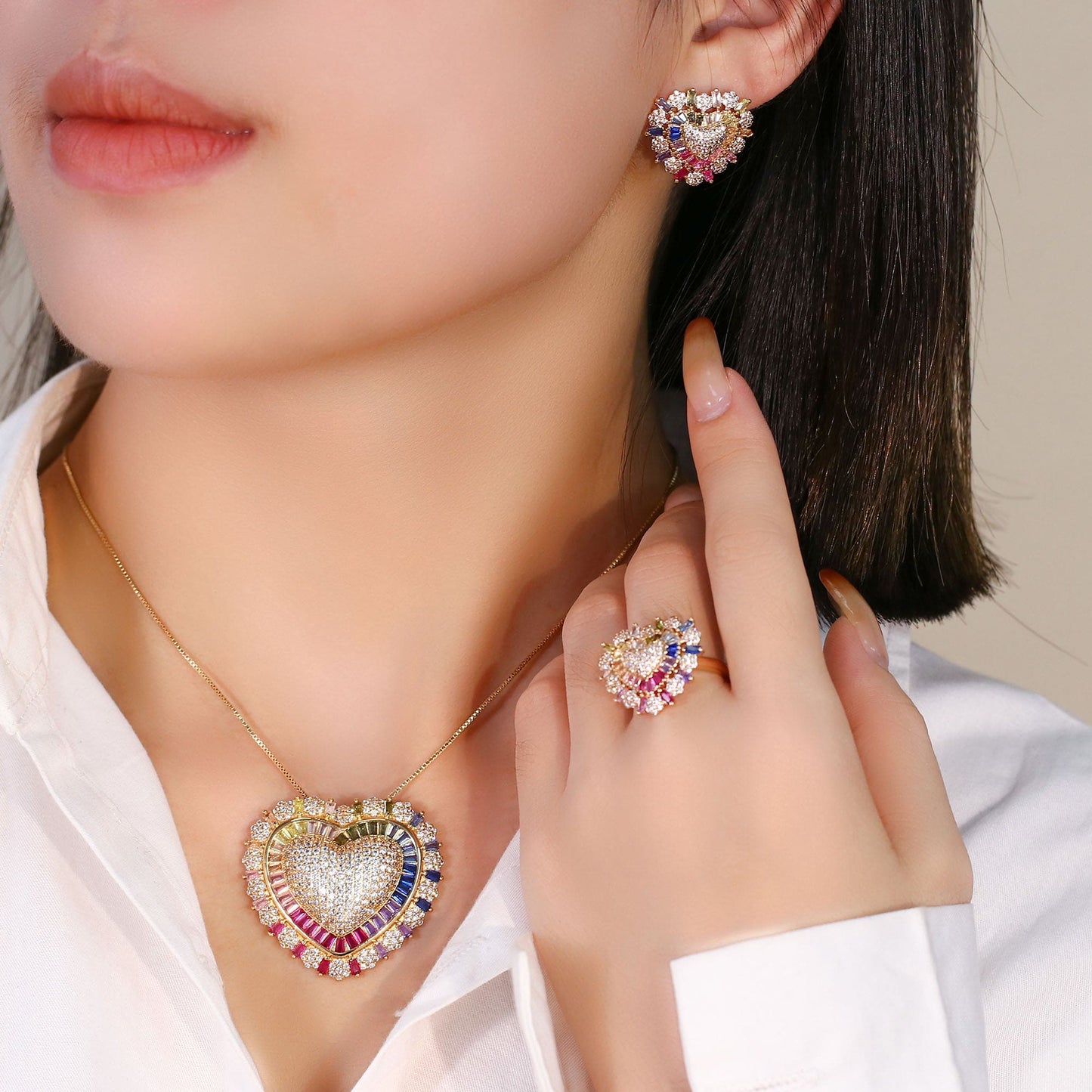 Brinco coracao cravejado colorido XYS101208