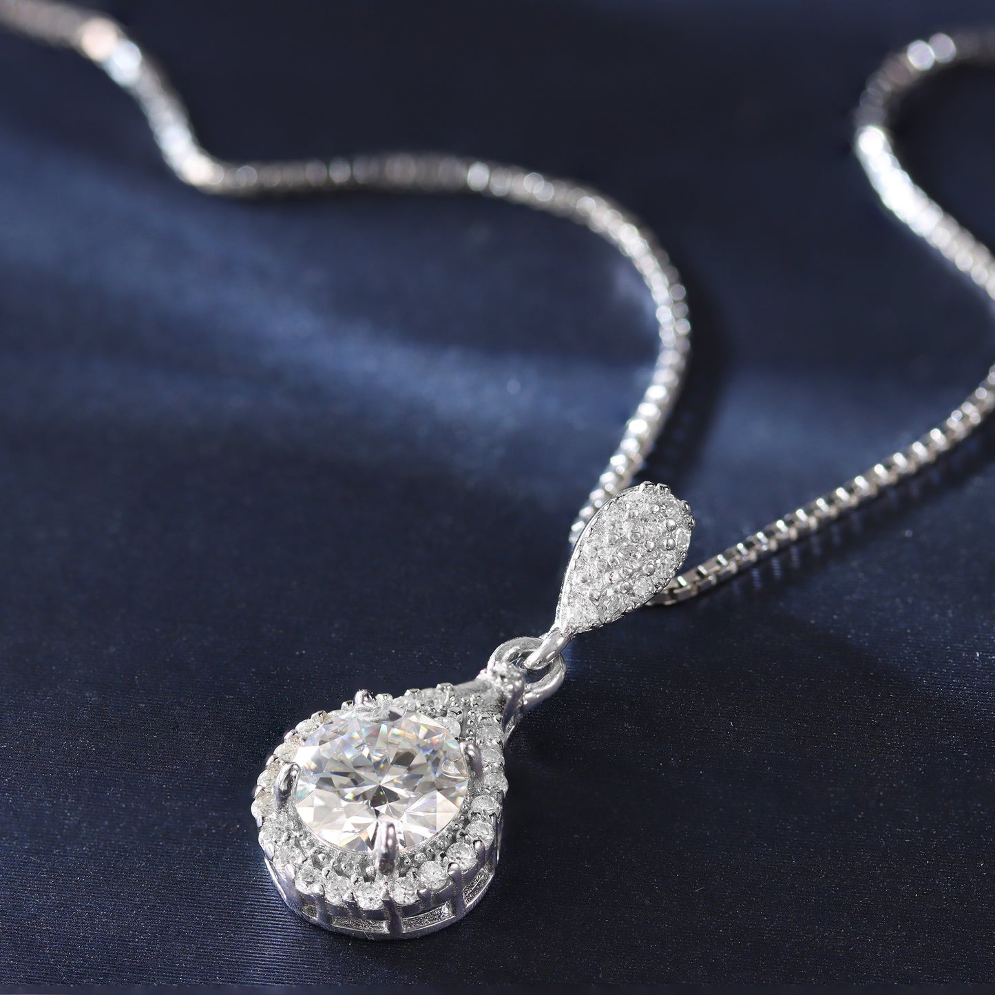Colar Luxo e estilo Prata 925 e Moissanite XYN101330