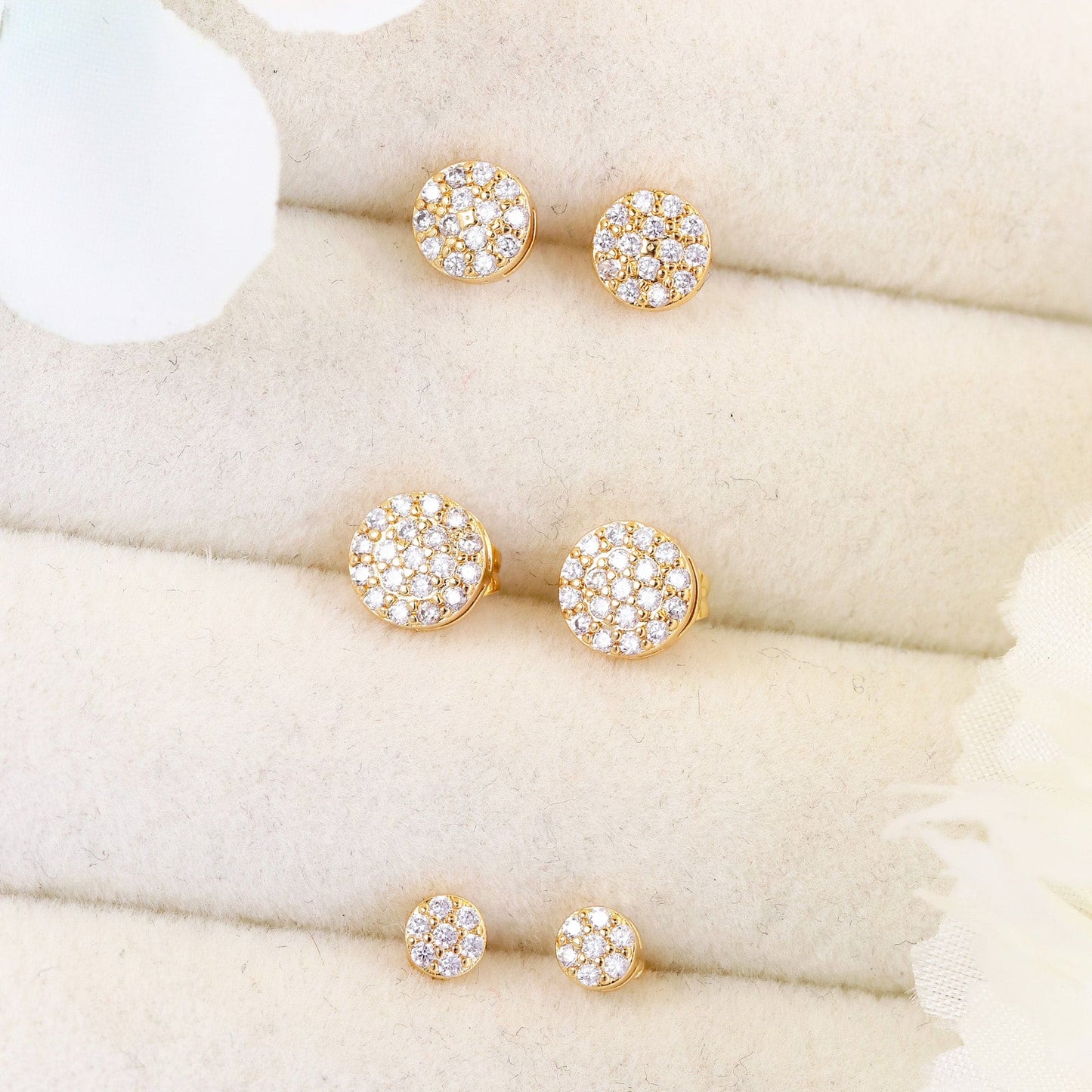 Brinco Ponto de Luz Intenso XYE104455