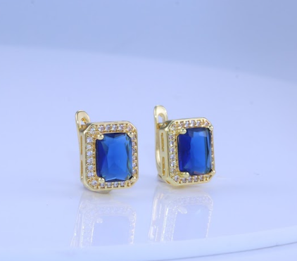 Brinco Quadrado Cravejado Azul DCG0844