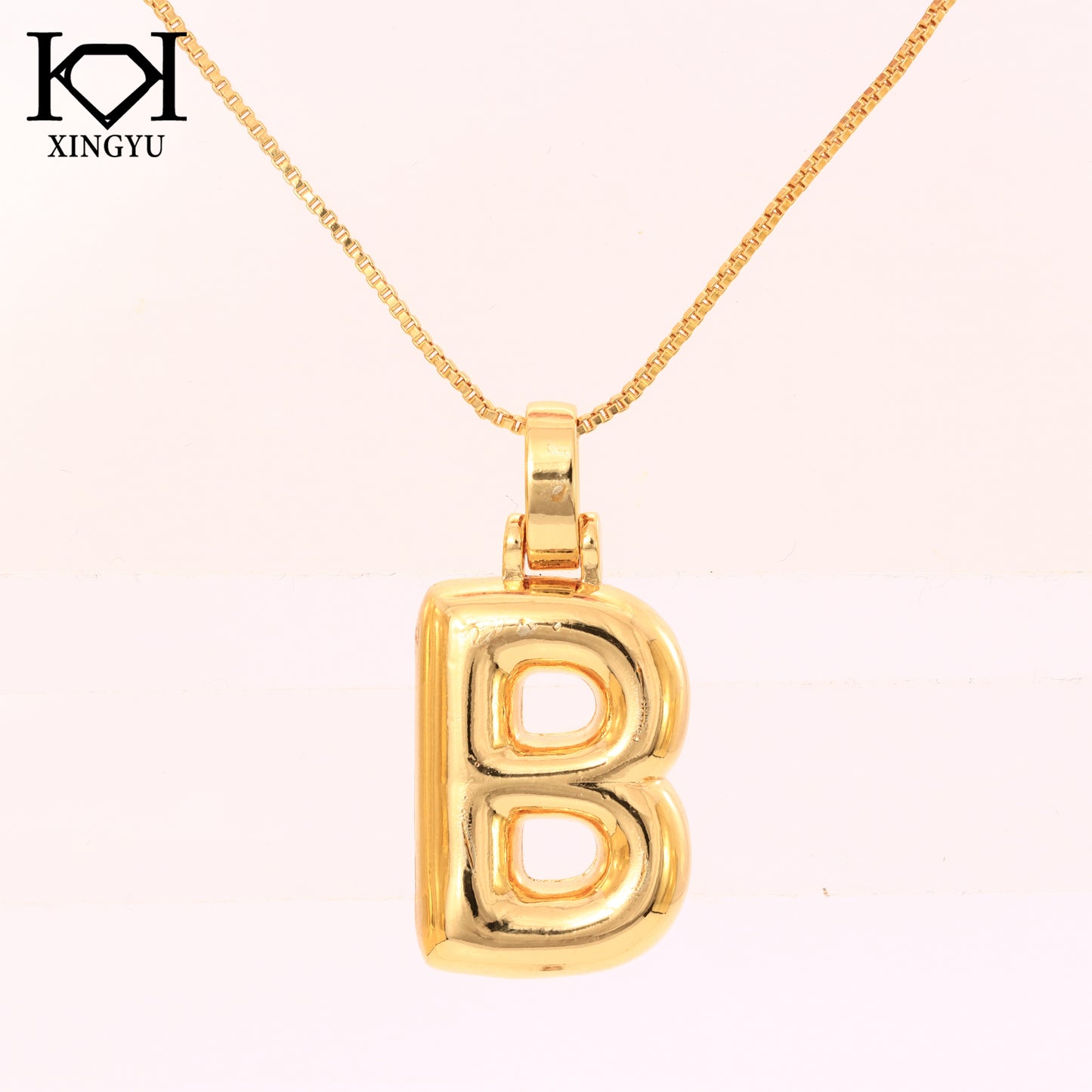 Colar com pingente Letra inicial XYN101526
