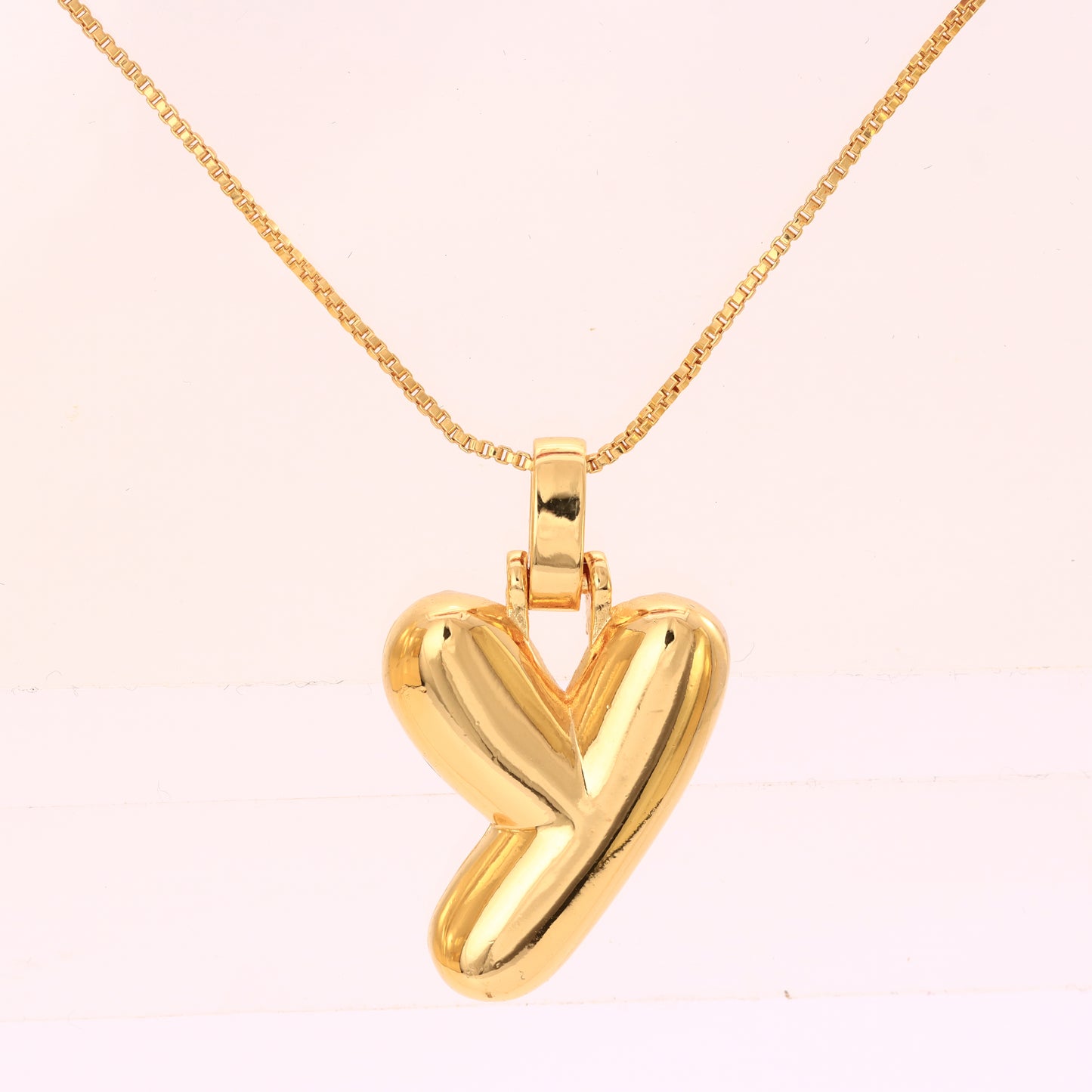 Colar com pingente Letra inicial XYN101526