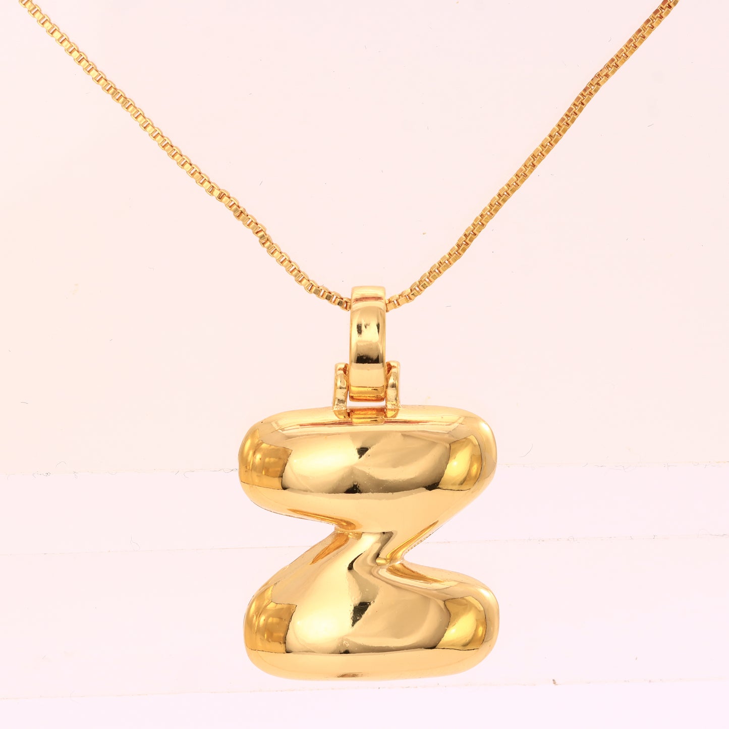 Colar com pingente Letra inicial XYN101526