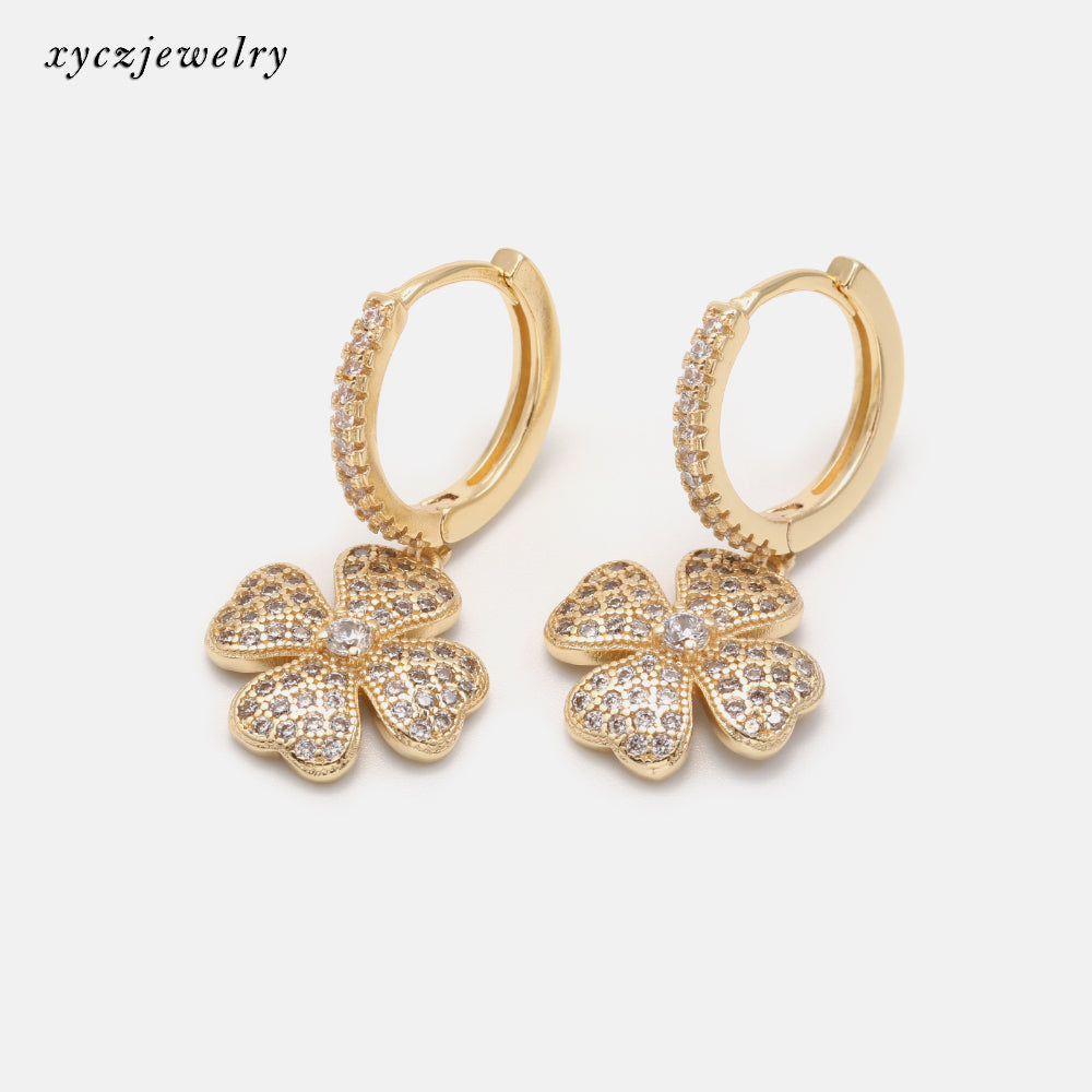 Brincos argolinha trevos XYE103323新款