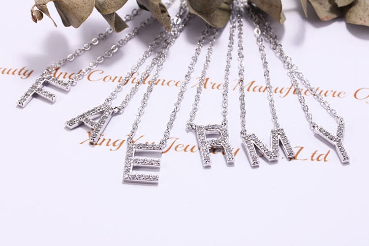 Colar Letra XYS100773 项链