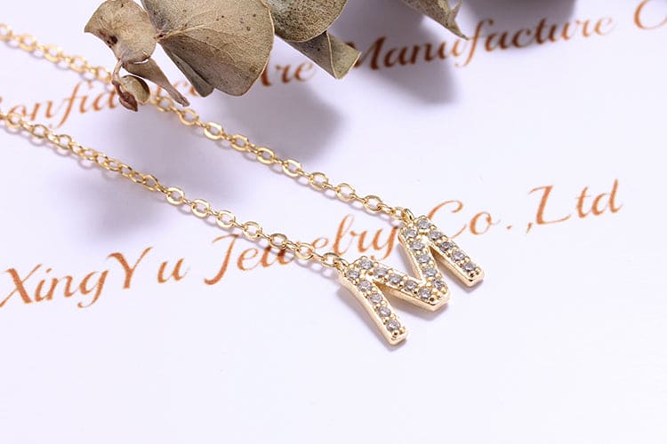 Colar Letra XYS100773 项链