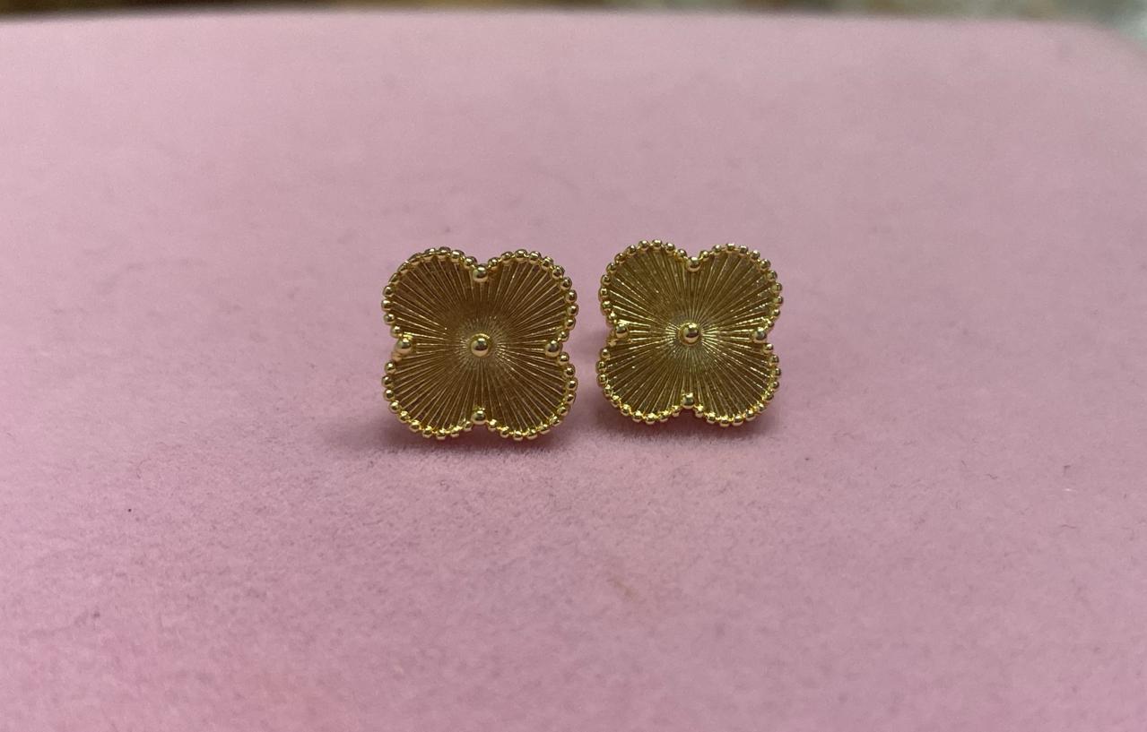 Brinco trevos inspiracoes XYS101575