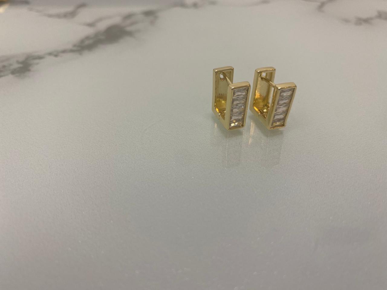 Brincos Argola Quadrada DCG0532