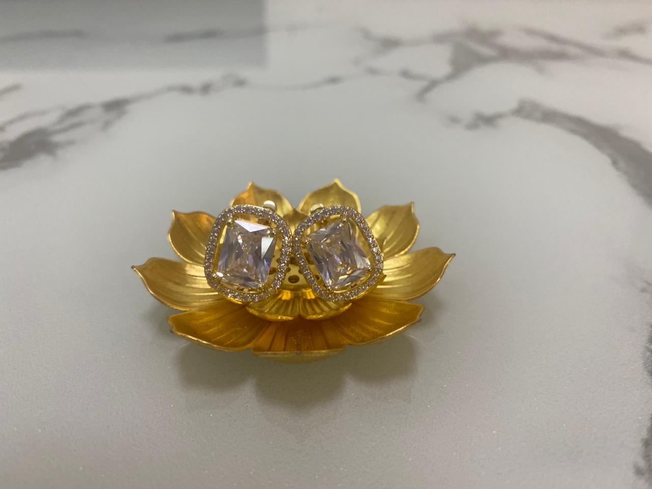 Brincos Brilho Unico DCG0520