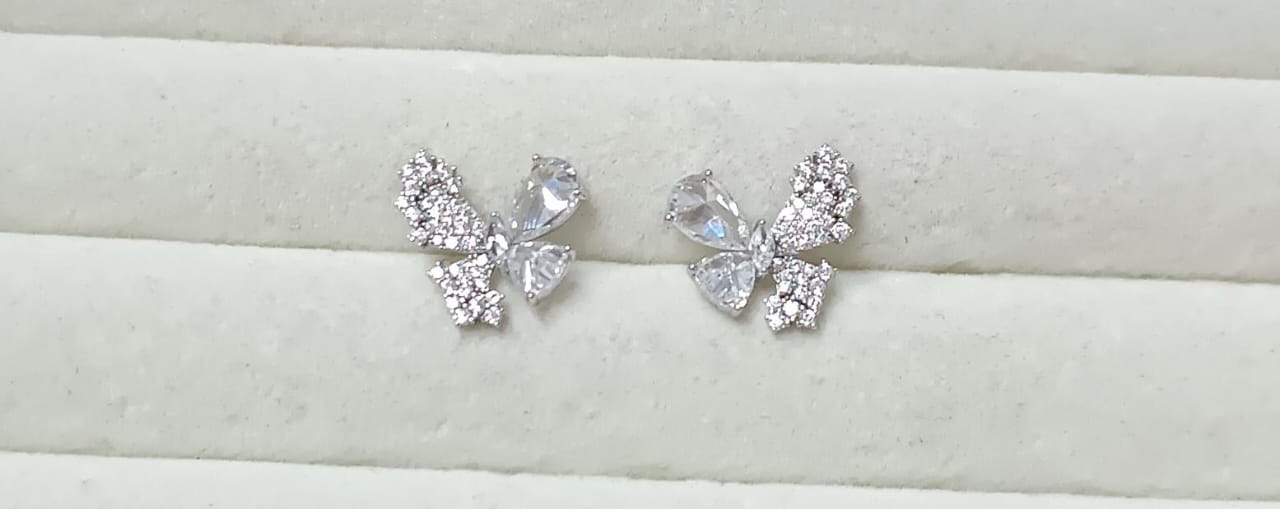 Brincos Prata 925 com Diamente de Alto Carbono YG11801A8Z