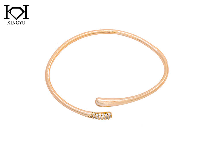 Bracelete Ponta Cravejada XYH101089