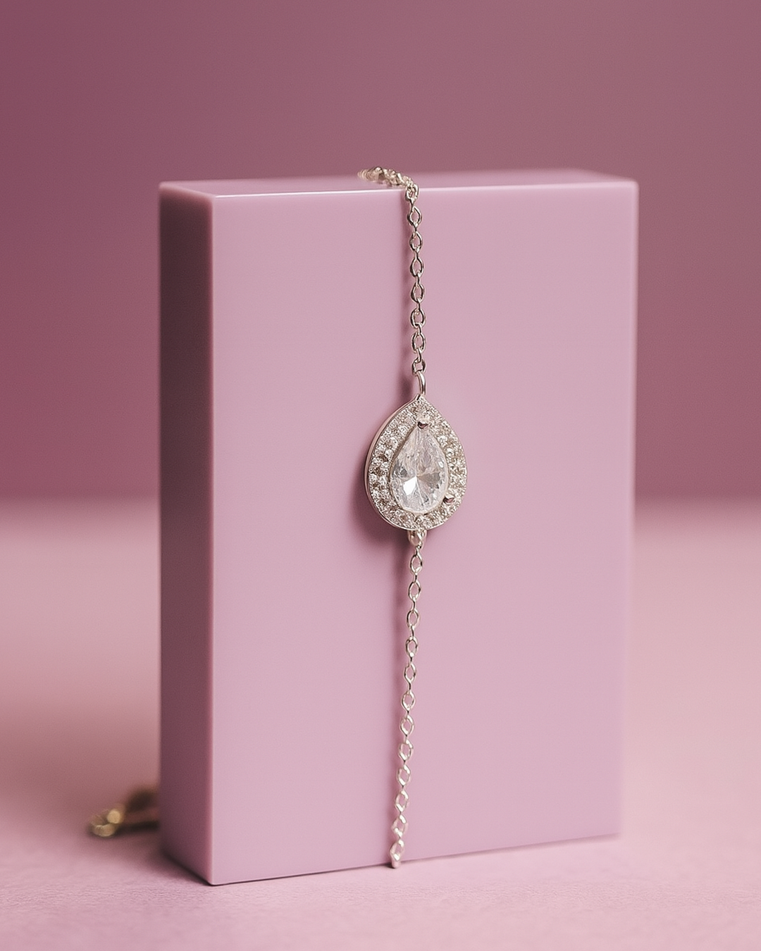 Pulseira Gota Cravejada - Diamante de Alto Carbono Prata 925 DCG0329