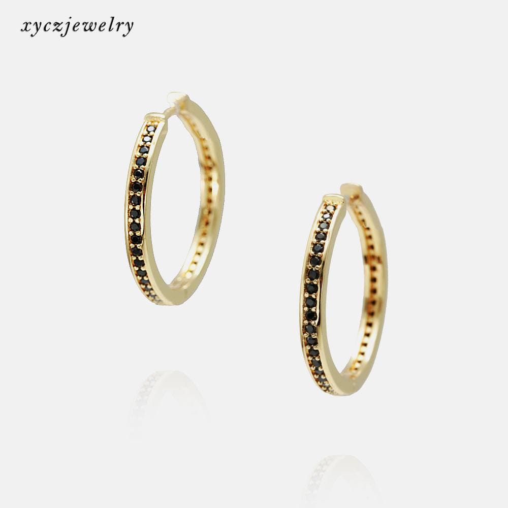 Brinco Argola"M" Fina XYE101748