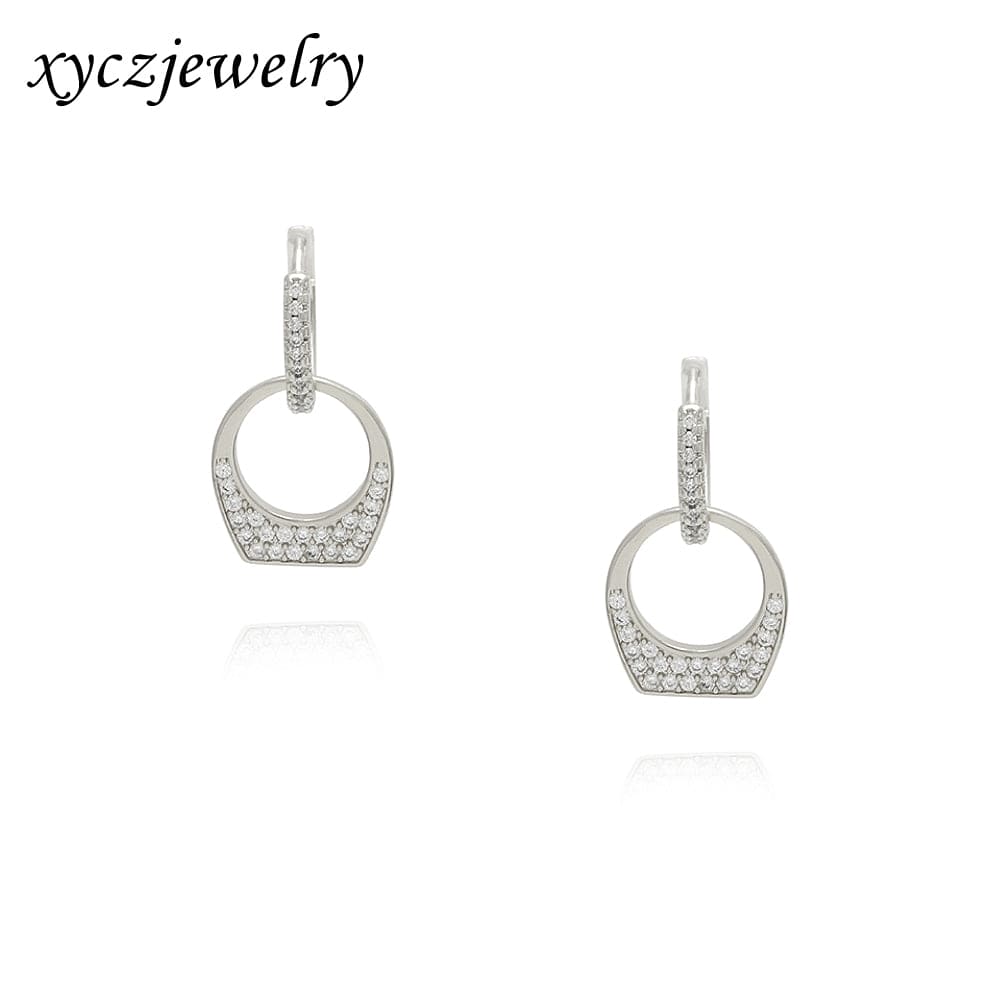 Argola click cravejada com pingente estilo anel no atacado