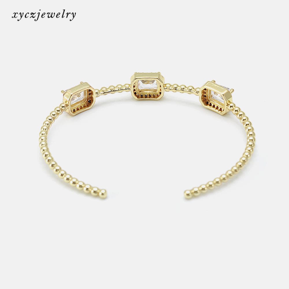 Bracelete com aro de bolinhas cravejado no atacado