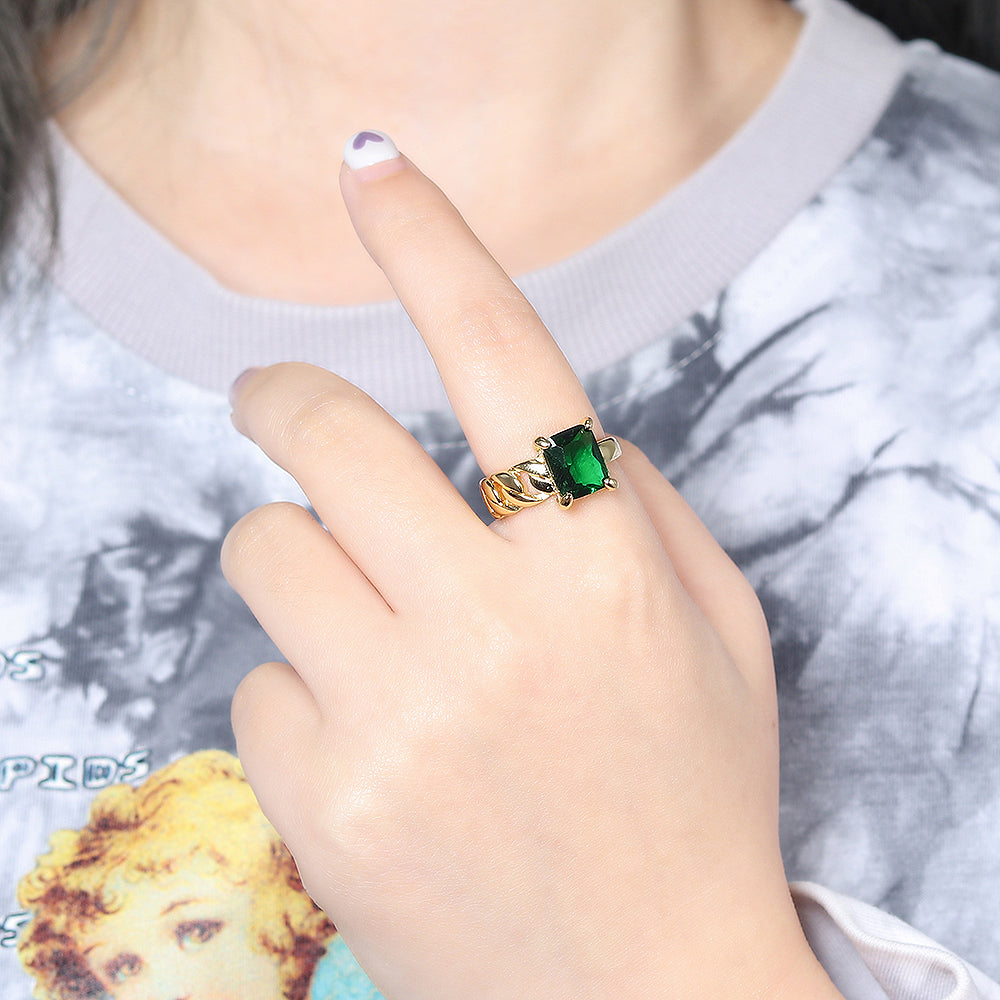 Anel esmeralda quadrada com aro grumet