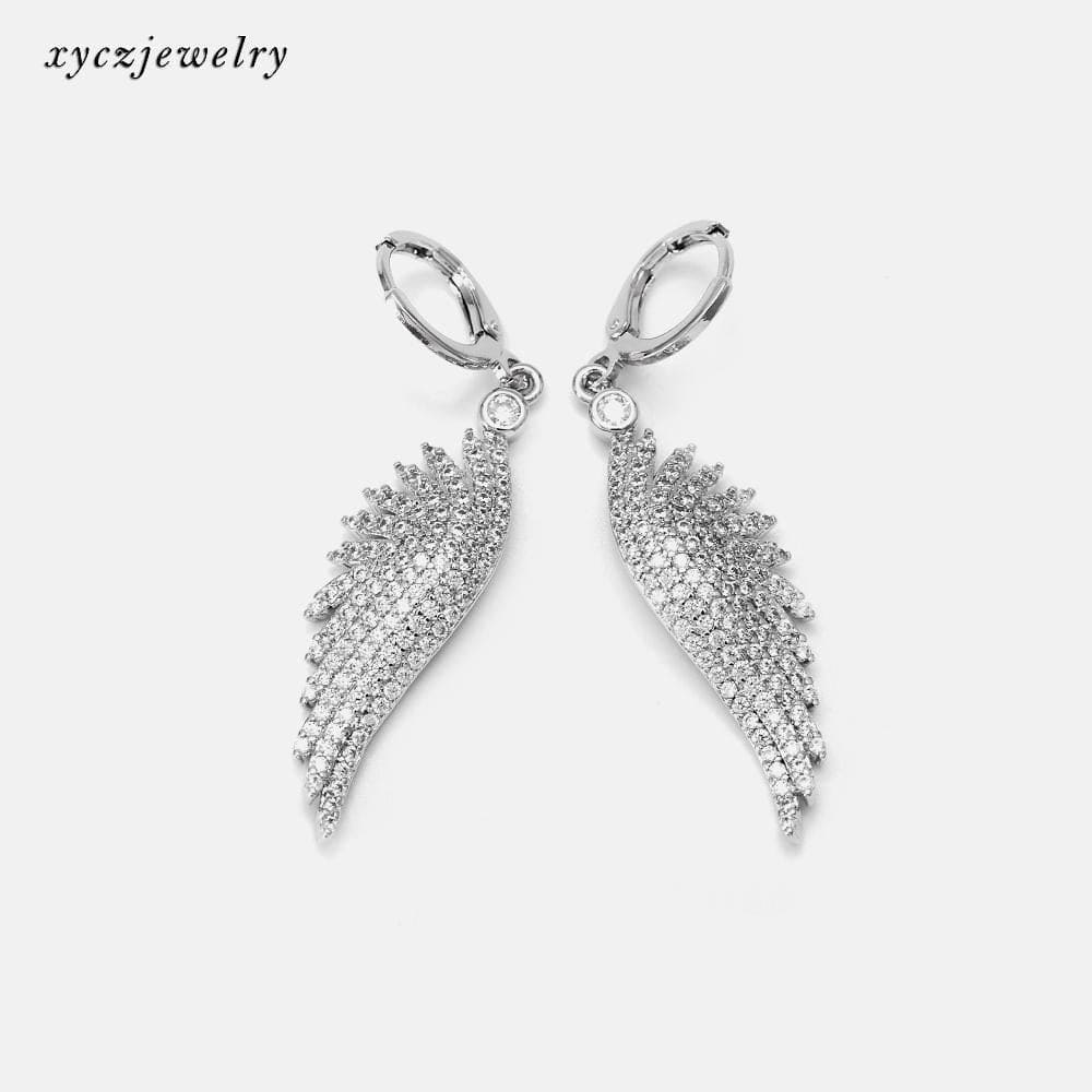 Brinco Asas Cravejadas XYE103897 VENDIDO SEPARADAMENTE