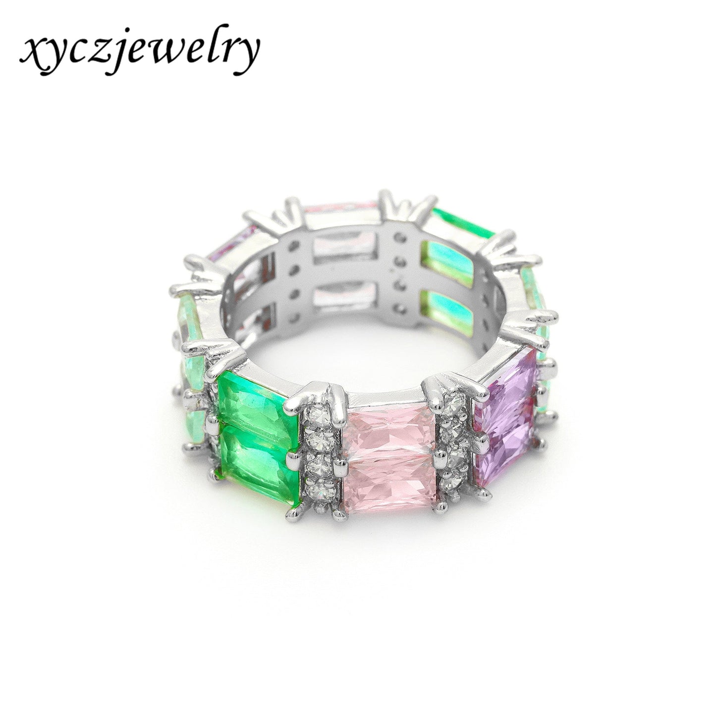 Anel Carrê de Luxo cravejado no atacado