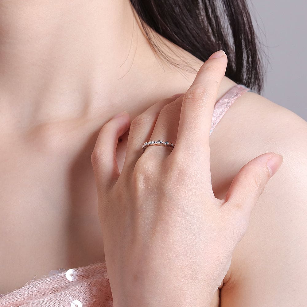 Anel esferas ovais no atacado