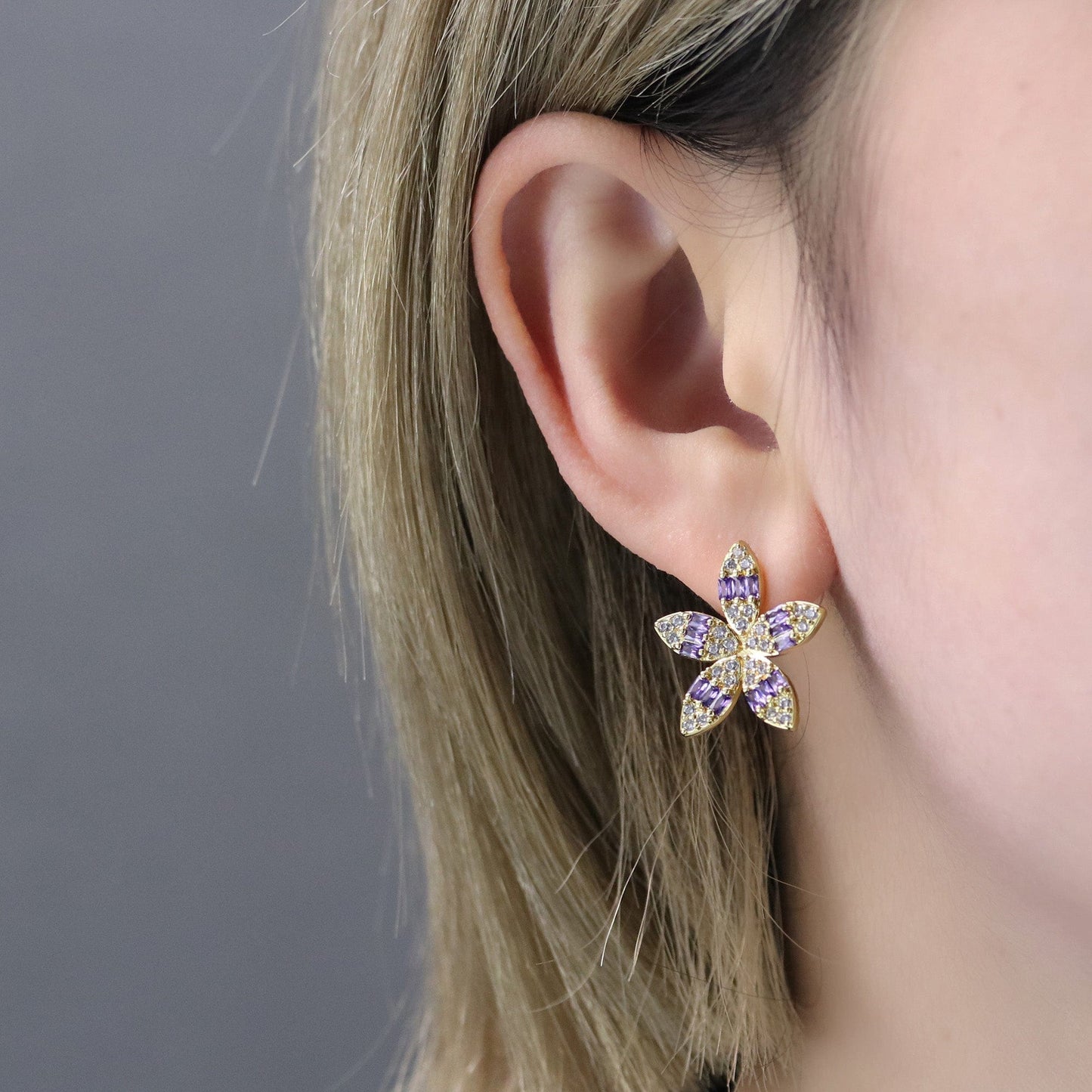 Brinco Flor Frontal XYE104612 Carrê earring