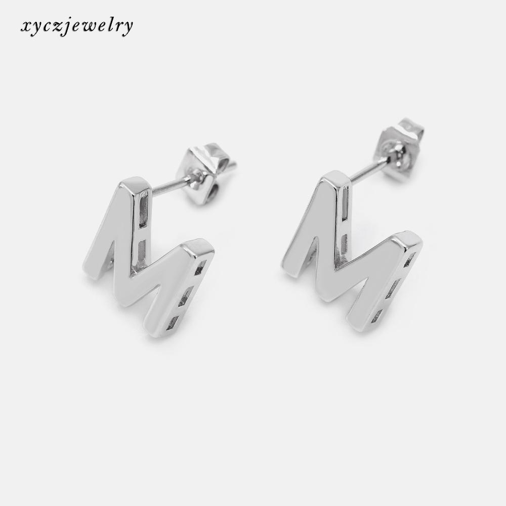 Brinco Iniciais A a Z liso XYEJ100464 VENDIDO SEPARADAMENTE