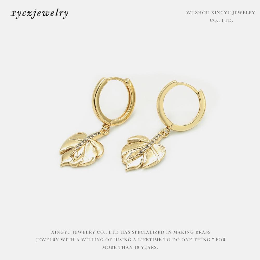 Brinco Argolinha Folha XYE103496