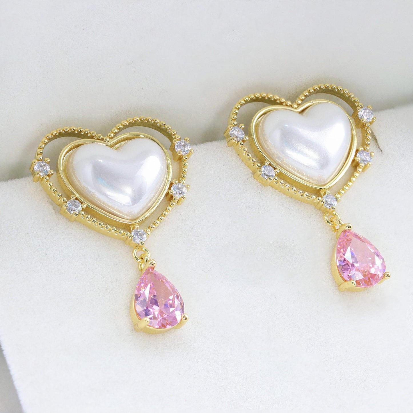 DESC-Brinco Coração Madre Perola e Gota XYE104571 earring