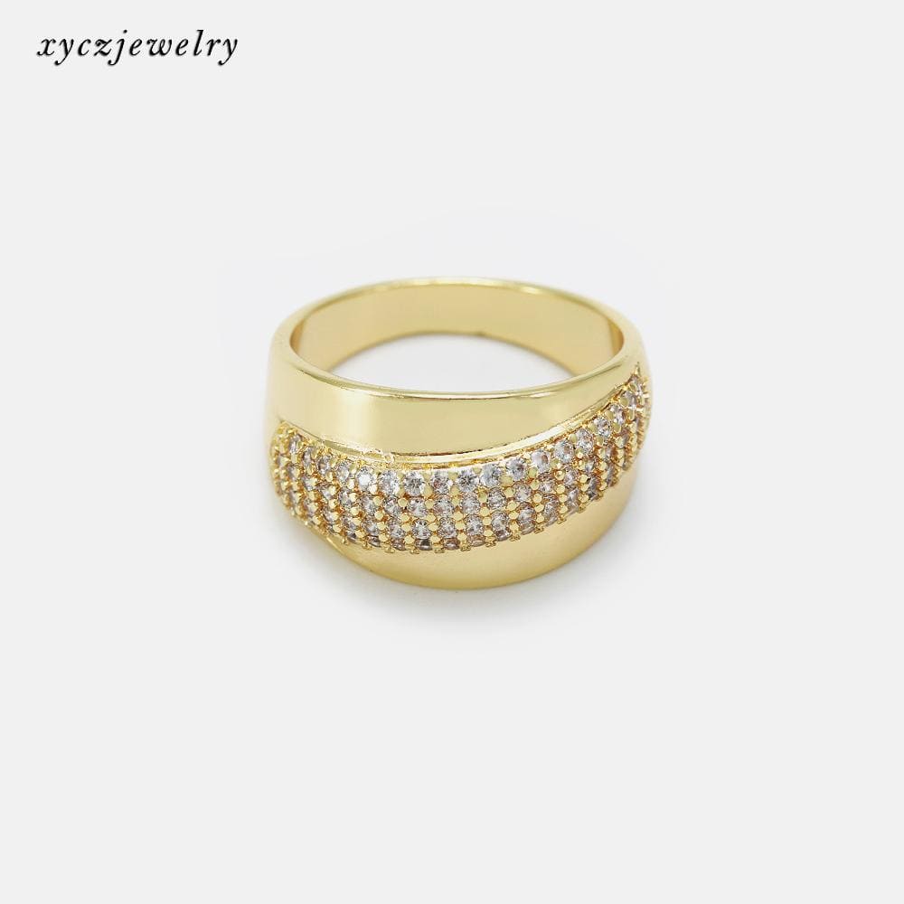 Anel com faixa de zircônias no atacado