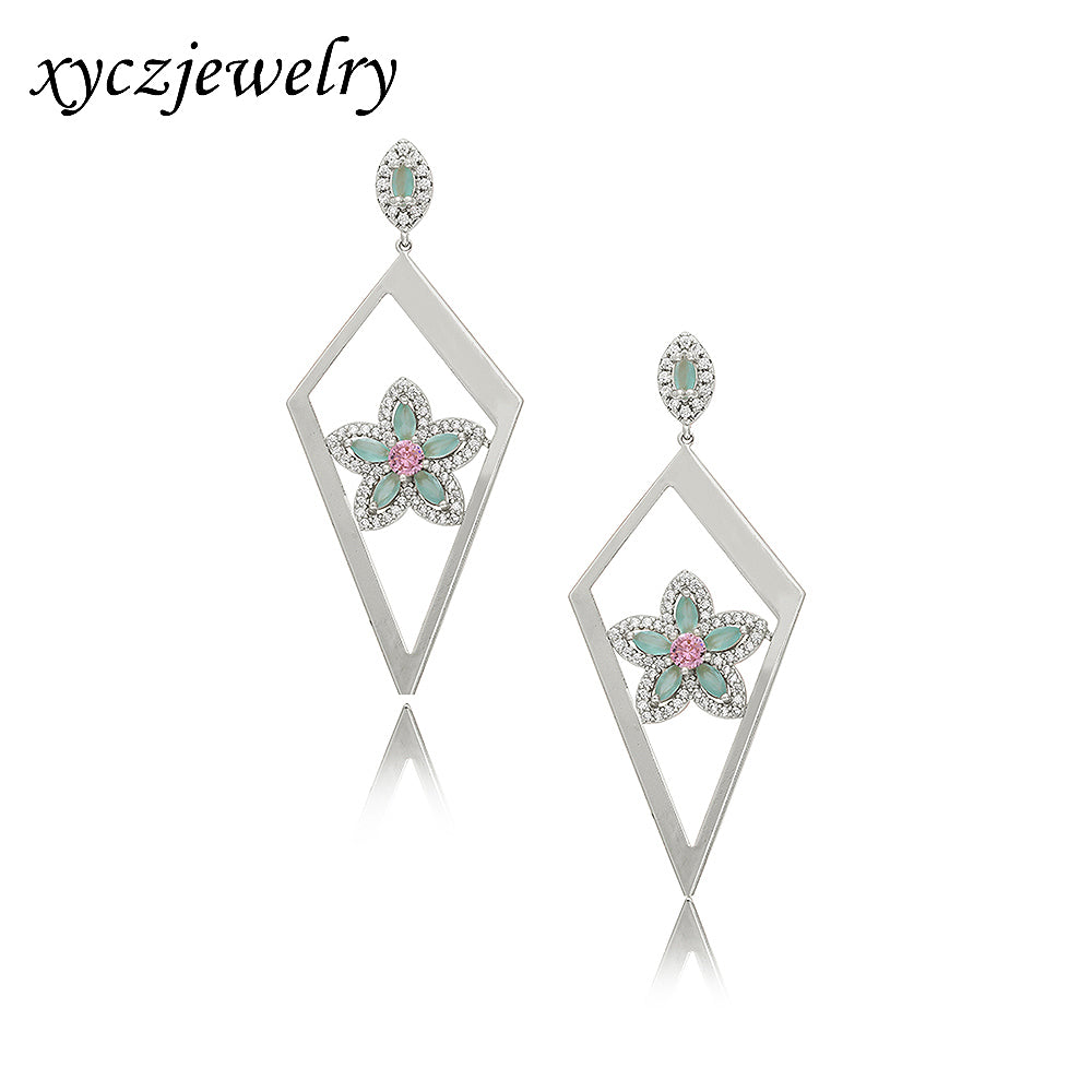 Brinco Flor Magnífica XYE104386