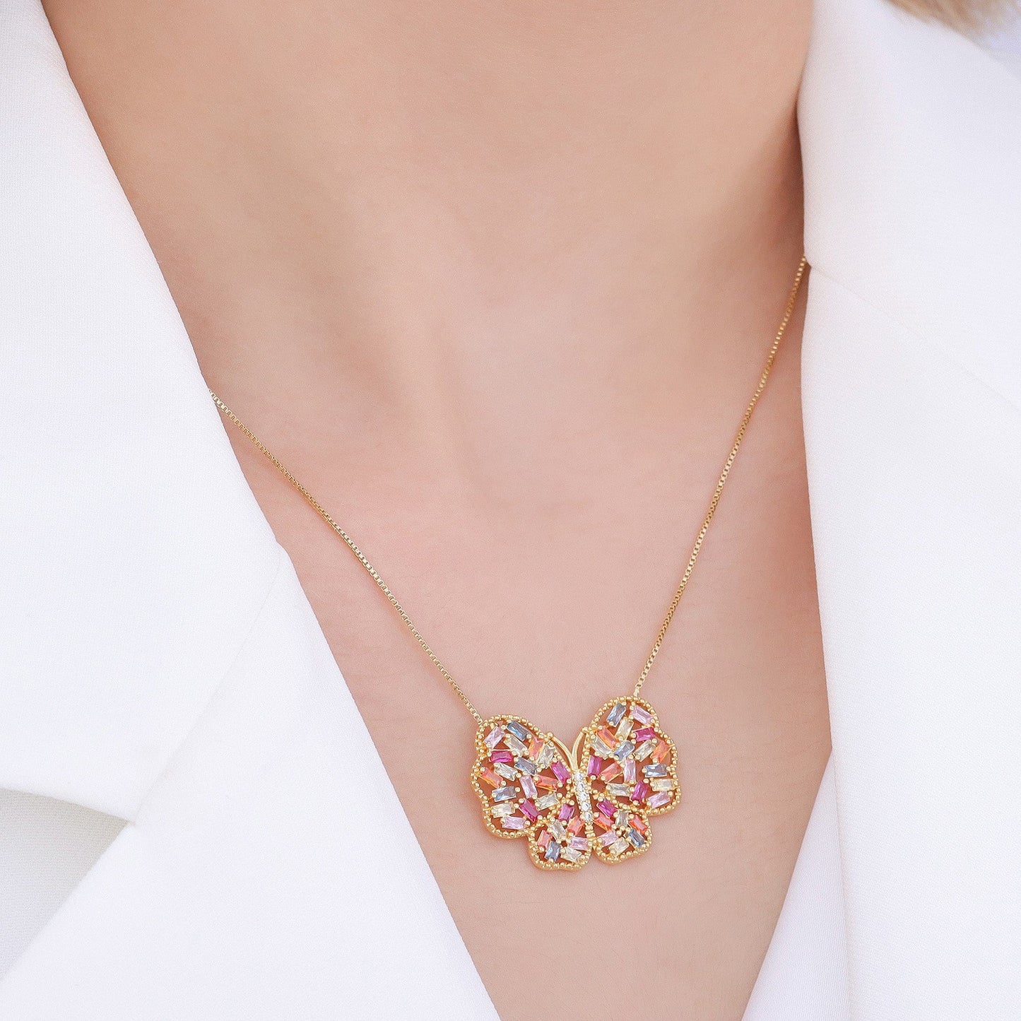 Colar Borboleta Carrês Perfeita XYS101133