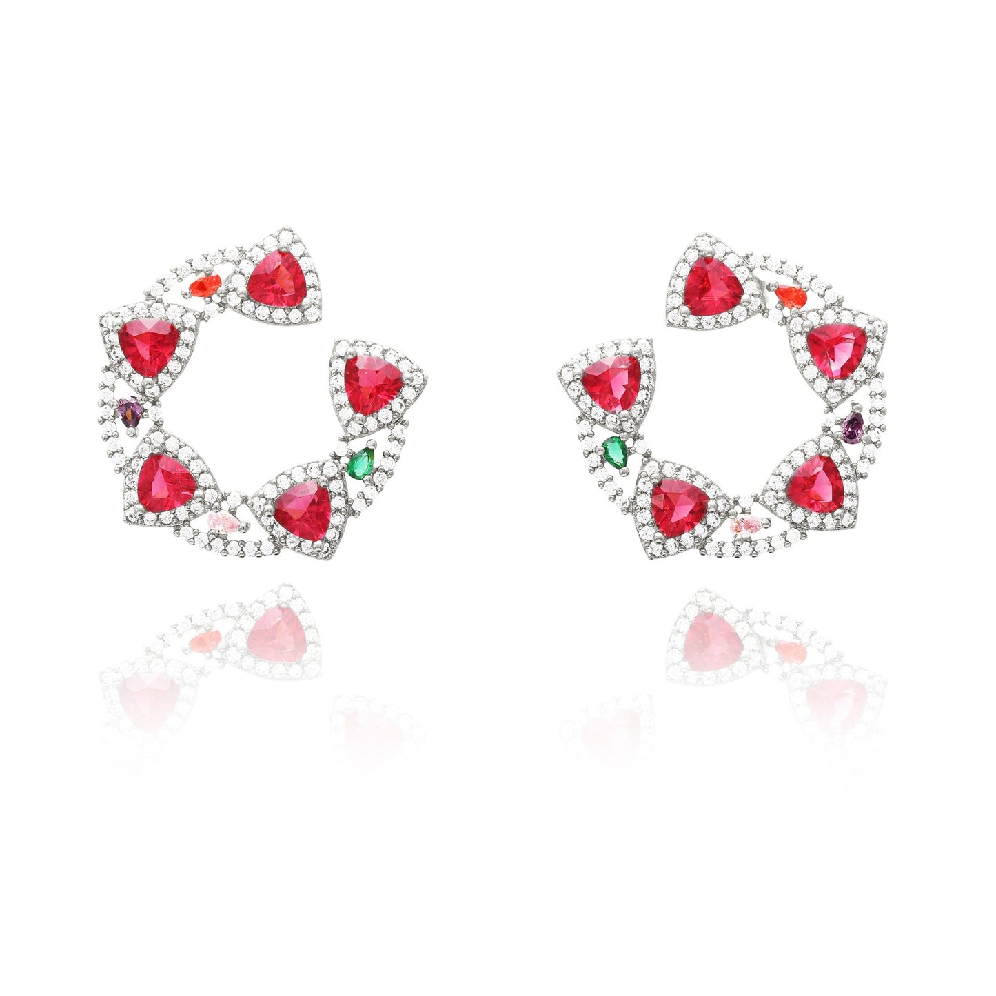 Brinco Frontal Triangulo Perfeito XYE102256