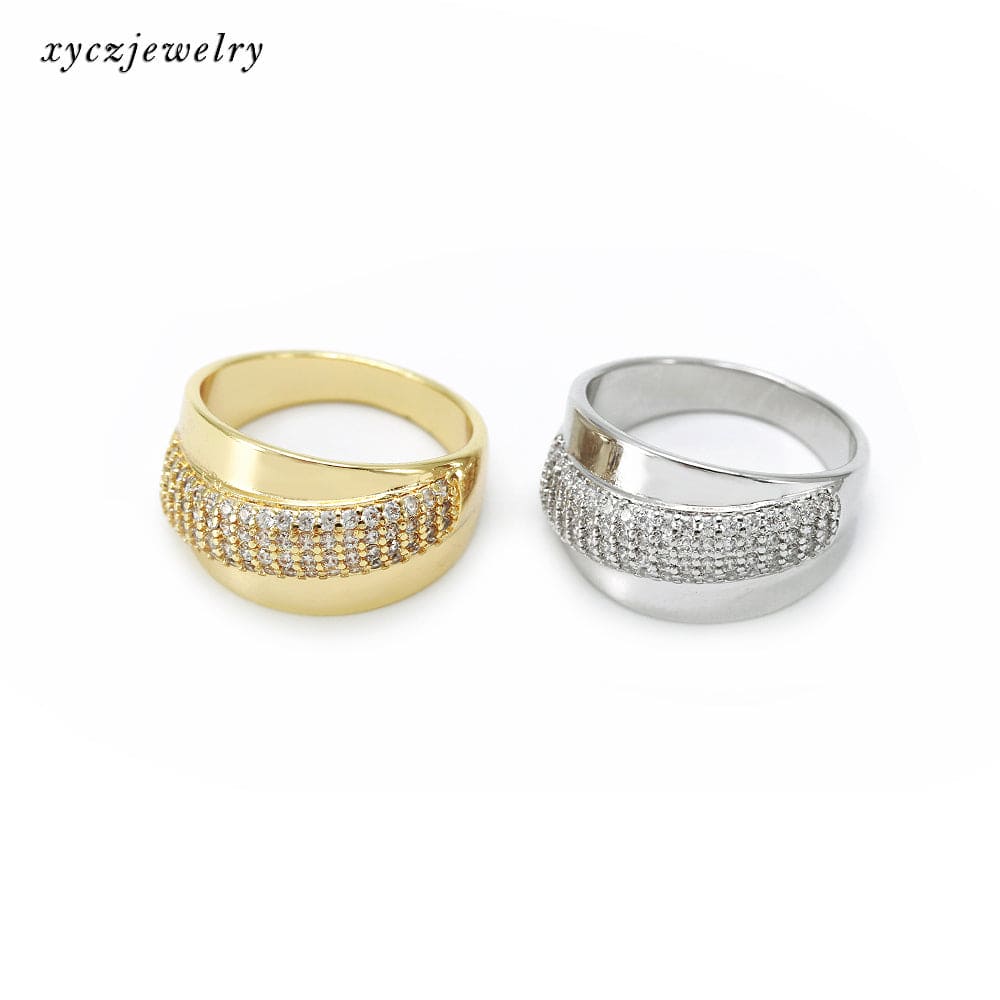 Anel com faixa de zircônias no atacado