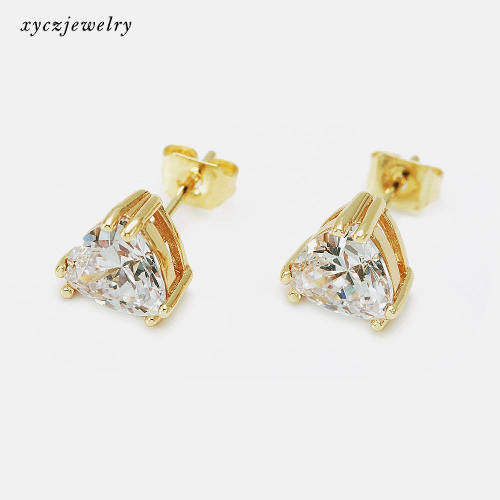 Brinco Ponto de Luz Triangular XYE103778