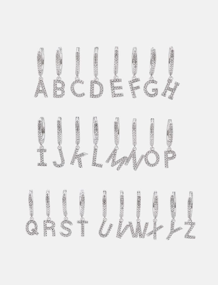 Brinco Argolinha Inicial XYE102714