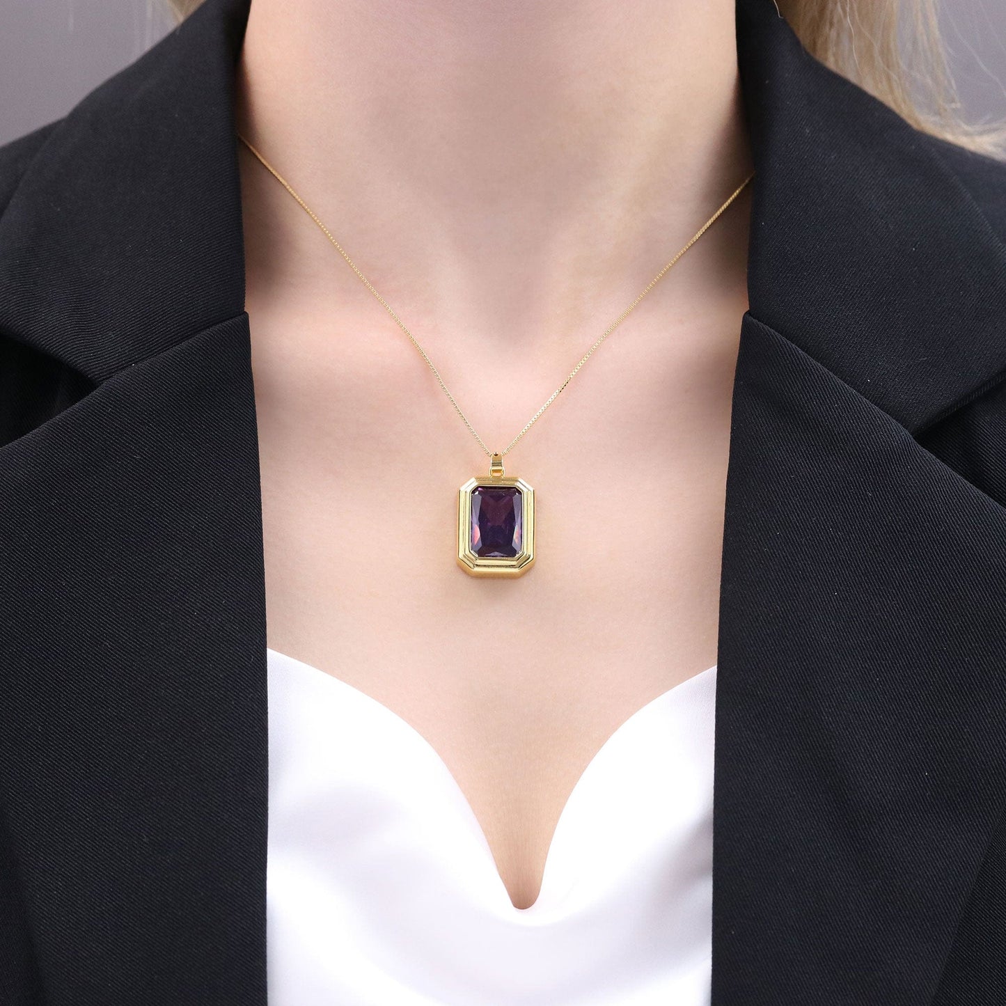 DESC- Colar Retangular Cravação Inglesa XYN101135 necklace