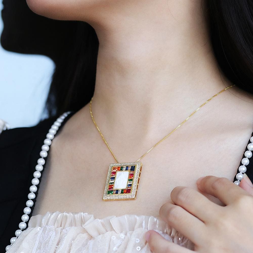 Colar Carrês com Madrepérola Nossa senhora das Graças XYP101128