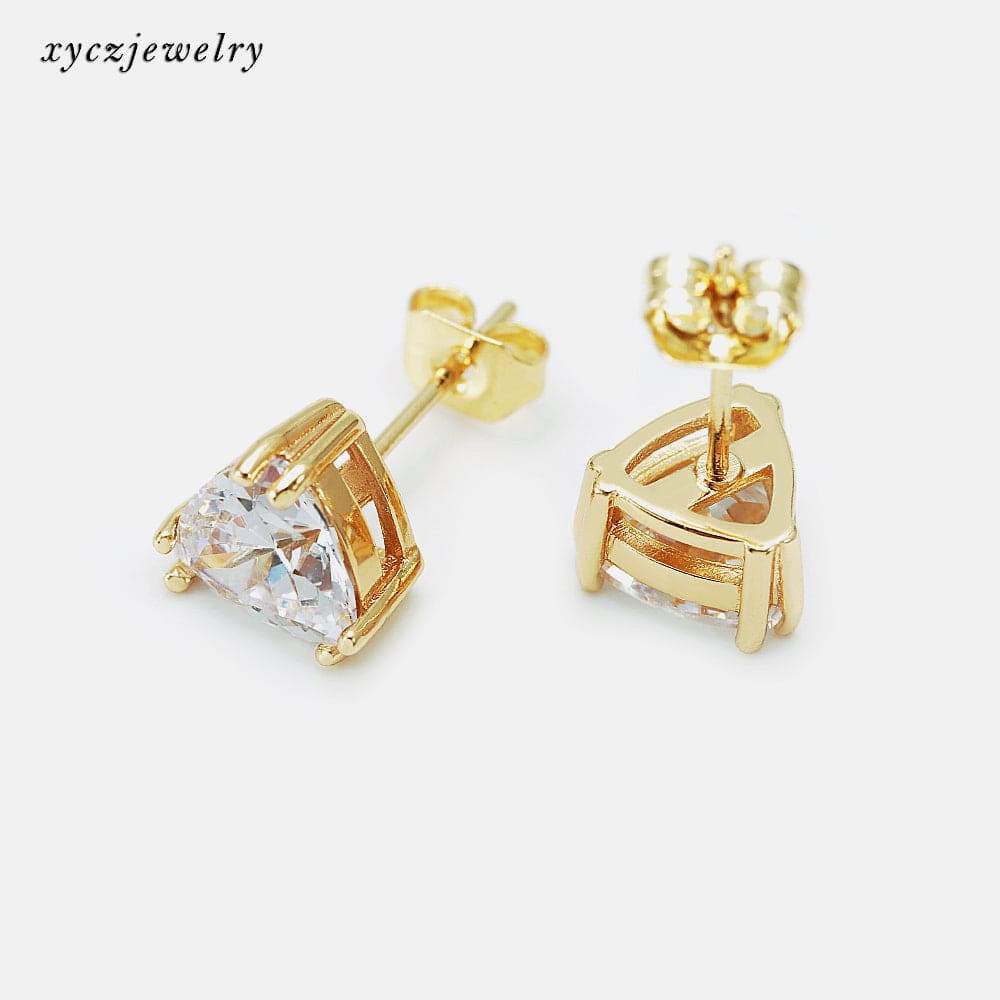 Brinco Ponto de Luz Triangular XYE103778