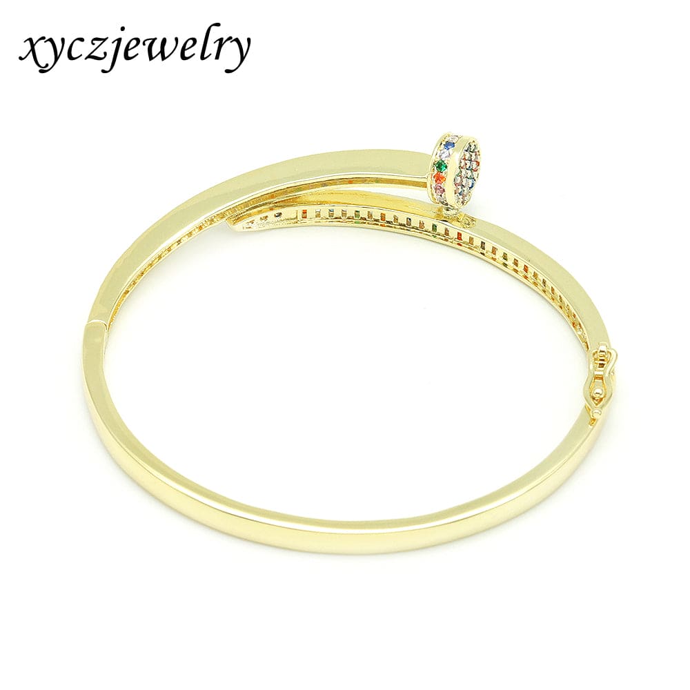 Bracelete prego colorido no atacado