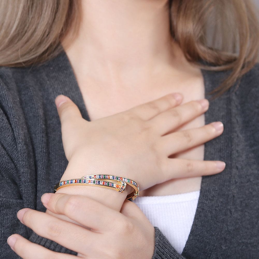 Bracelete prego colorido no atacado