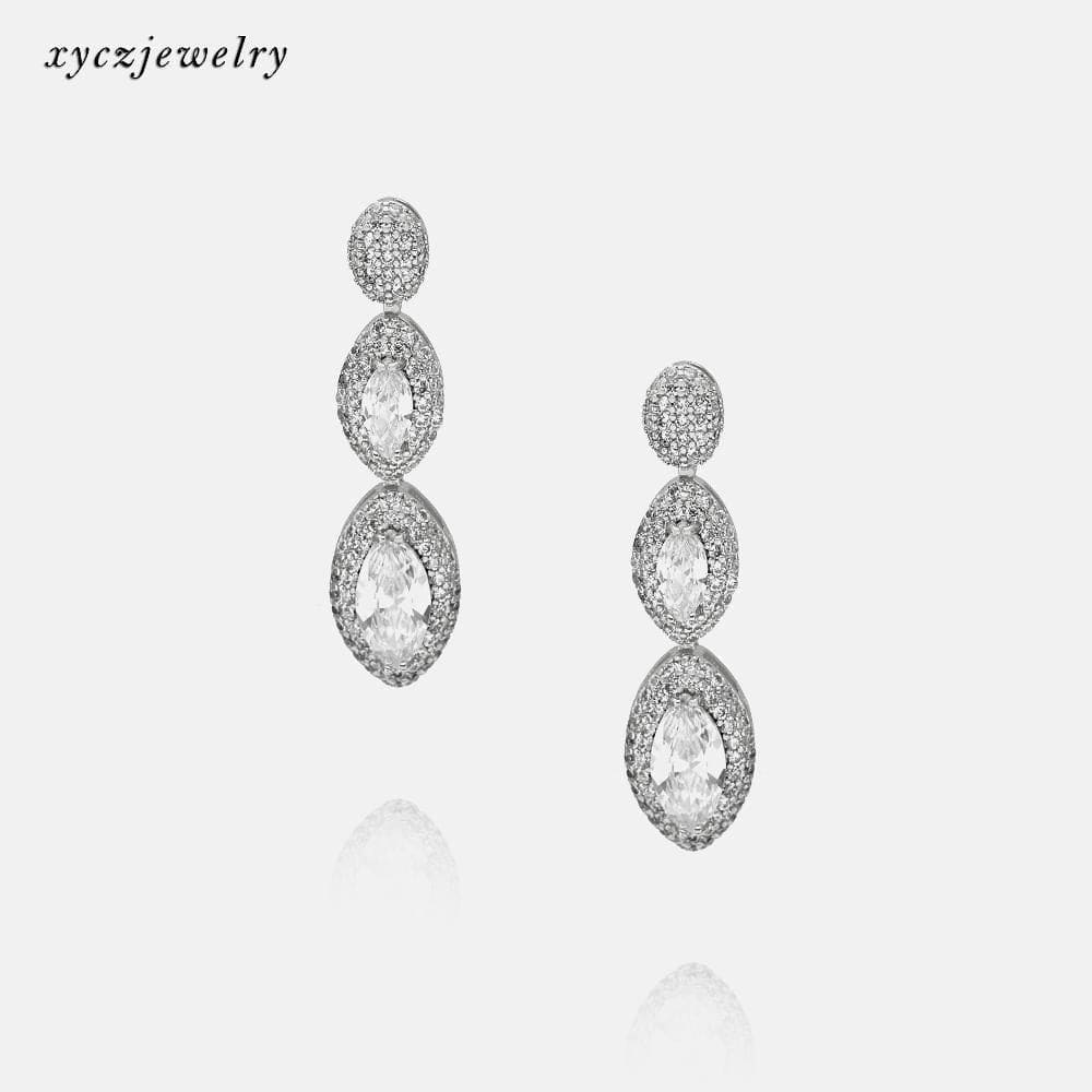 Brinco Tear Drop Cravejado XYS100483 耳环 VENDIDO SEPARADAMENTE